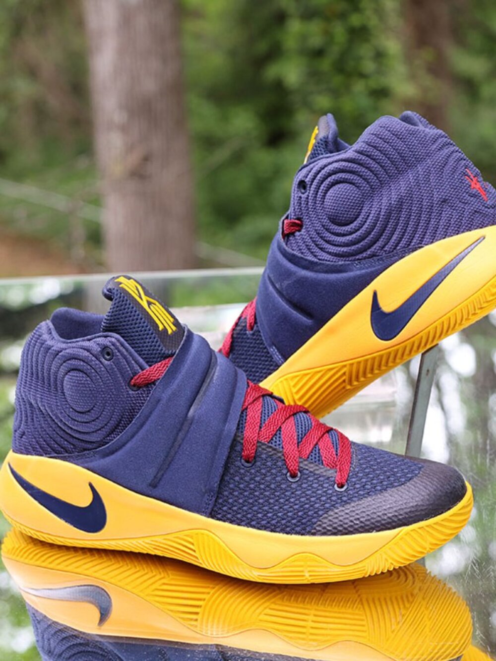 Nike Kyrie 2 Cavs